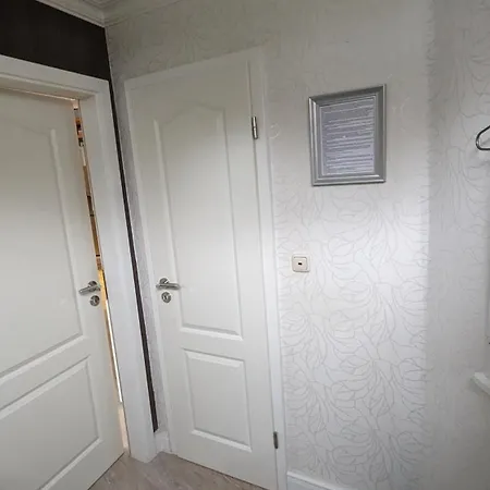 Nyaraló Haus Am Kanal. Lübeck