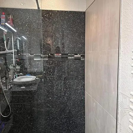 Haus Am Kanal. * Lübeck