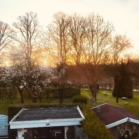 Haus Am Kanal. * لوبيك