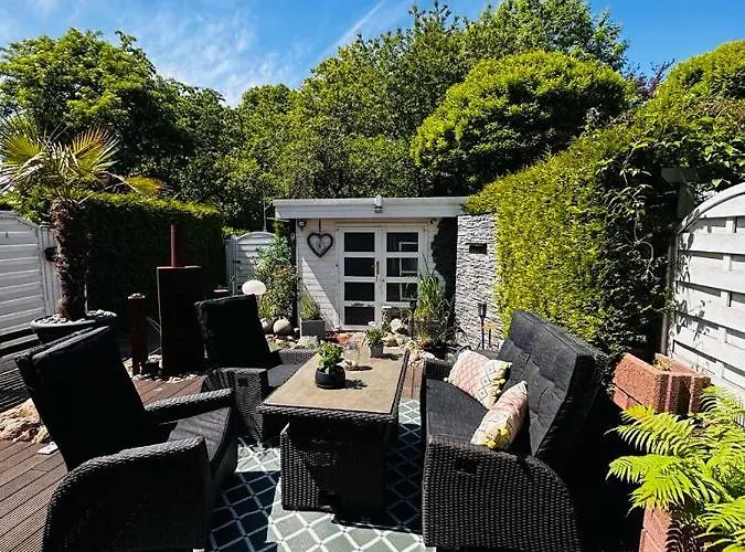 Haus Am Kanal. Holiday home