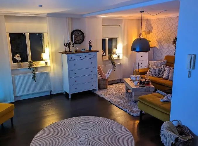 Haus Am Kanal. Semesterbostad *