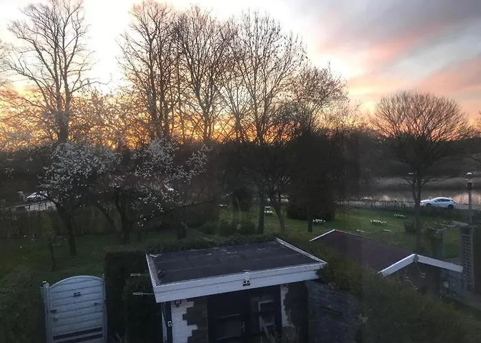 Haus Am Kanal. Holiday home Lubeck